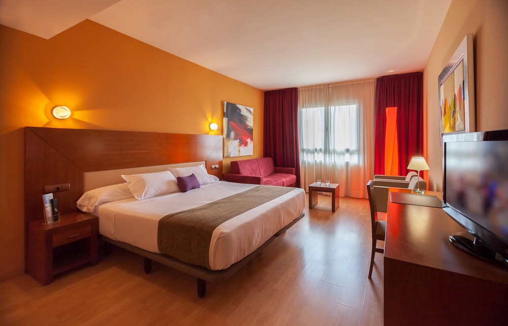 Andia — 4-Star Luxury Hotel in Pamplona, Spain