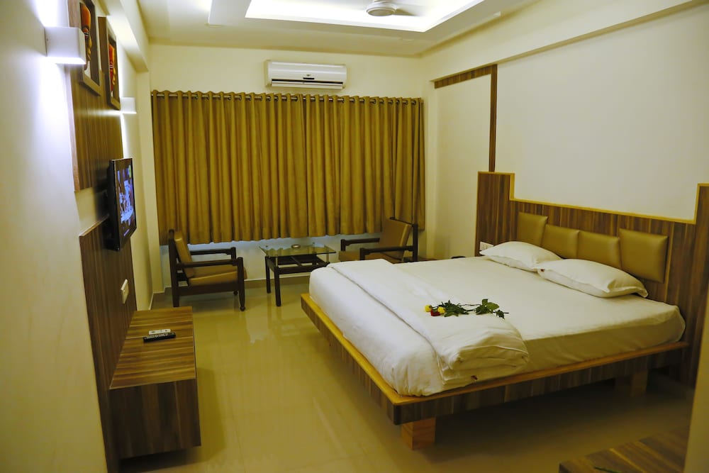 Hotel Sivaranjani in Erode, India