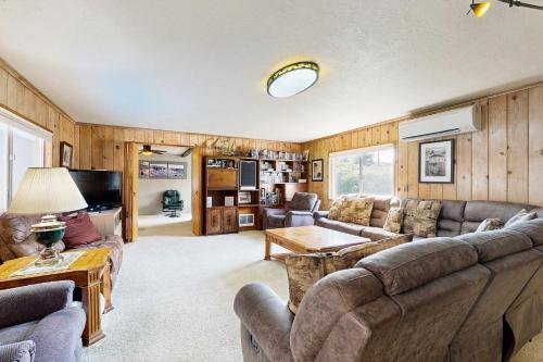 Crescent Lake Lookout in Rockaway Beach, United States