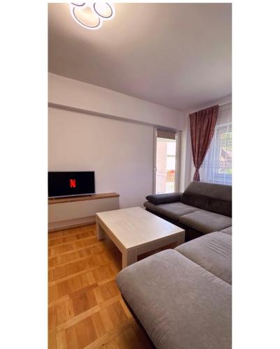 B7 Apartament — 4-Star Luxury Hotel in Ocna Mures, Romania