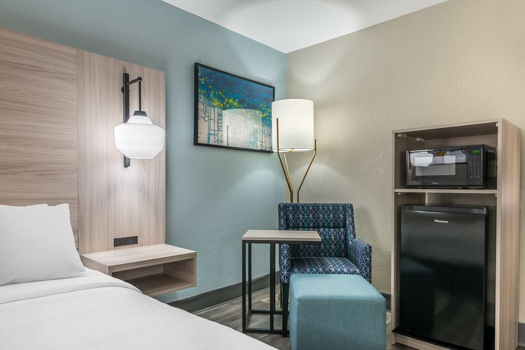 Best Western Park City Wichita North - photo 11