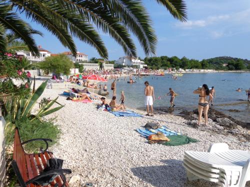 Villa Palas Apartments 2 — 4-Star Luxury Hotel in Rogoznica, Croatia