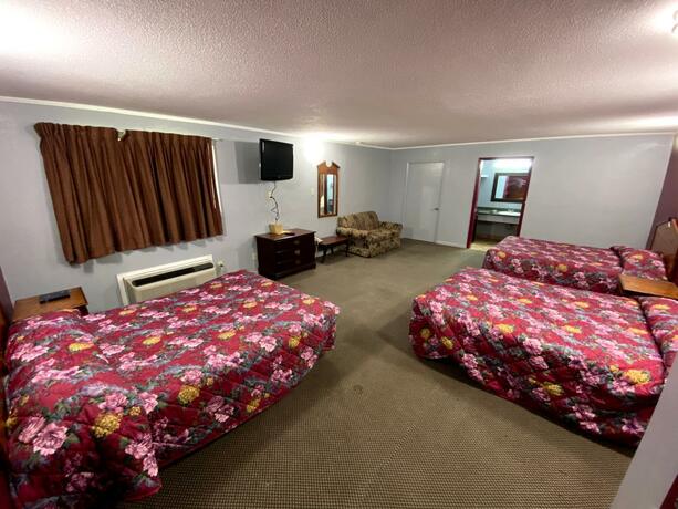 Embers Inn - photo 6