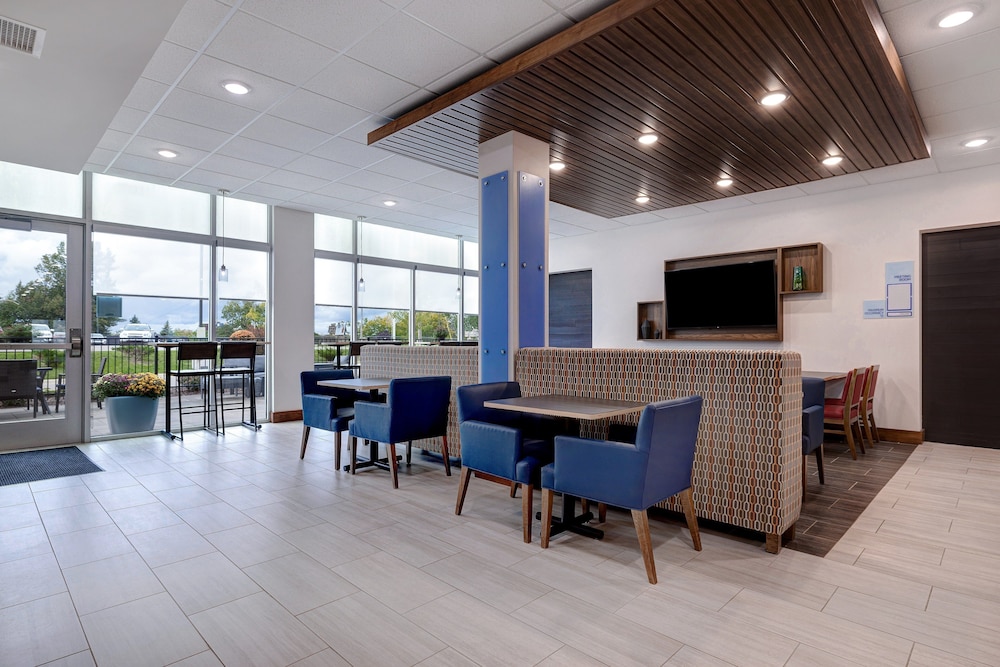 Holiday Inn Express & Suites Brighton by IHG - photo 54