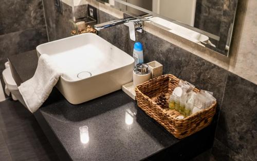 Majestic BIG apartment — 4-Star Luxury Hotel in Bucharest, Romania