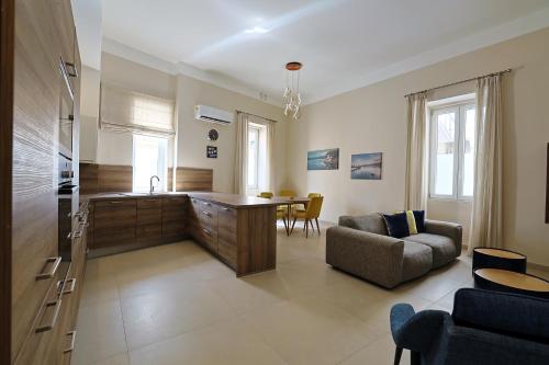 Brand New 2 Bed Sliema Apt — 4-Star Luxury Hotel in Sliema, Malta