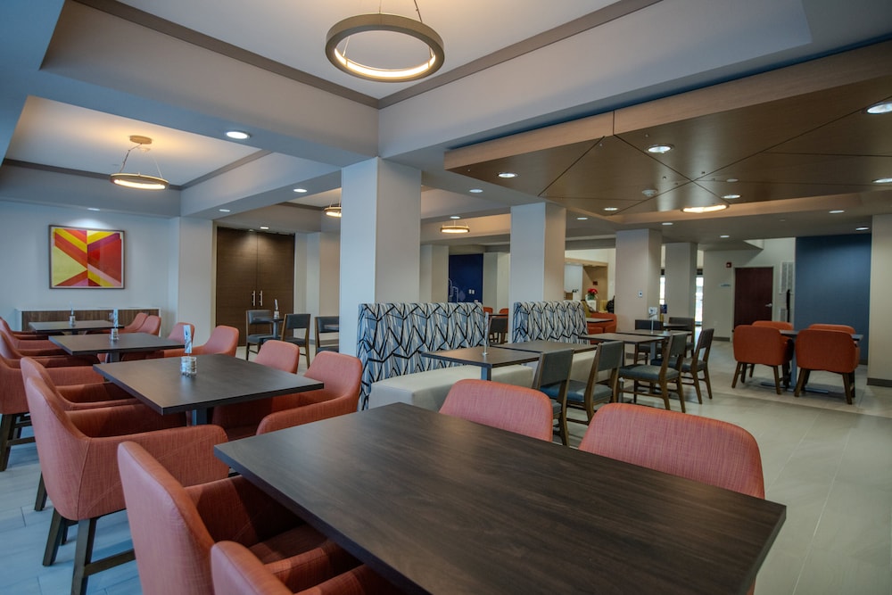 Holiday Inn Express Cleveland by IHG - photo 55