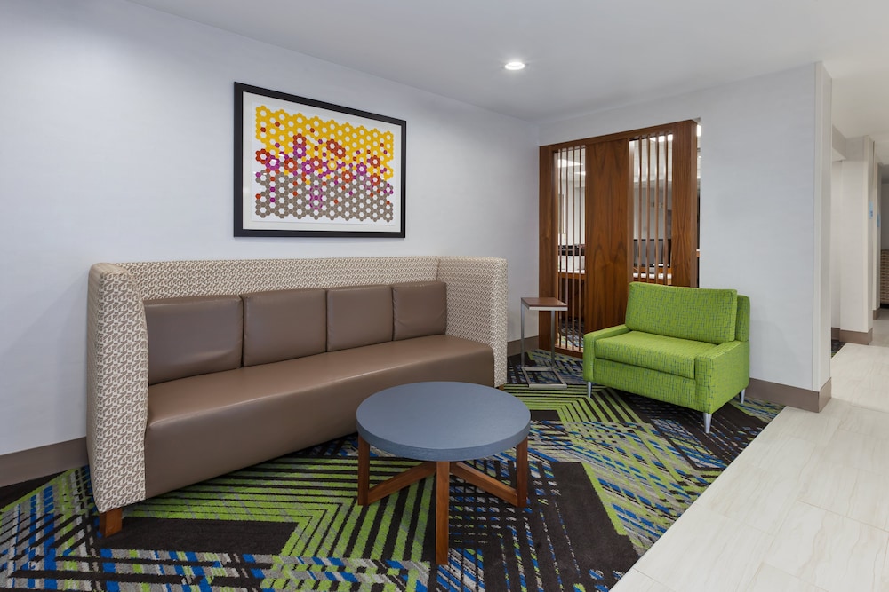 Holiday Inn Express & Suites Dayton South Franklin by IHG - photo 35