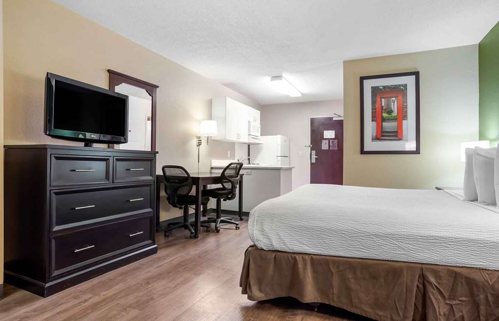 Extended Stay America Suites Pensacola University Mall - photo 6