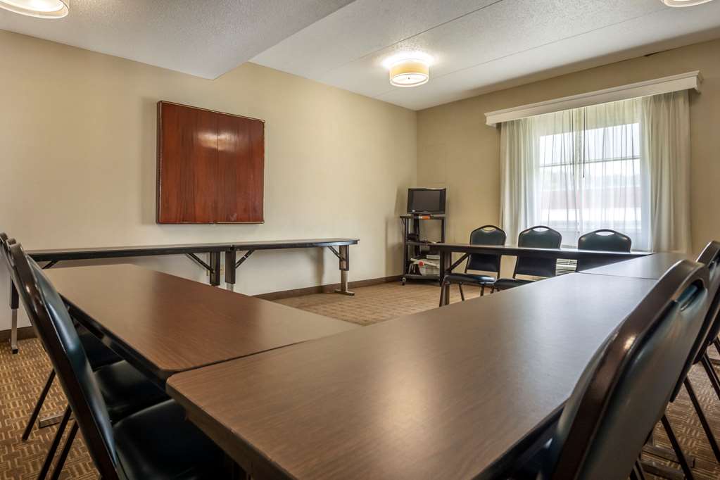 Comfort Inn Meadowlands - photo 27