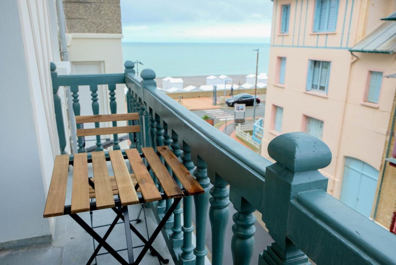 Villa Adele Sauna Et Balcon Vue Mer Appt 03 — 4-Star Luxury Hotel in Mers-Les-Bains, France