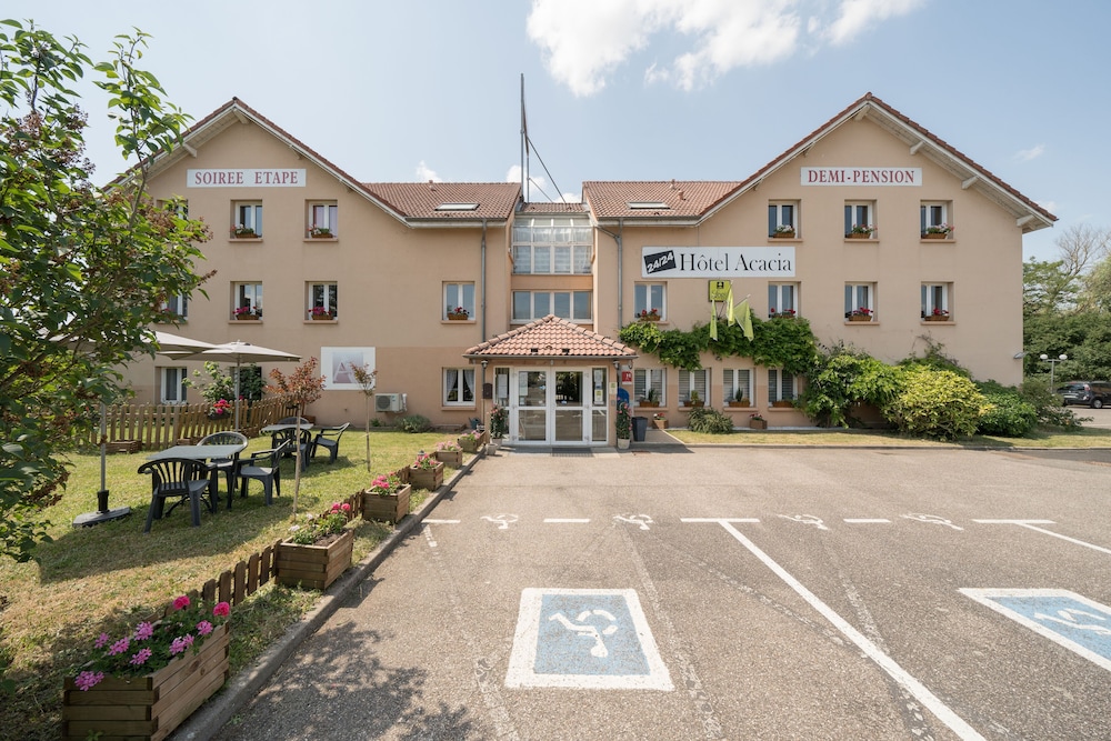 Hôtel Acacia Nancy Sud Lunéville in Nancy, France