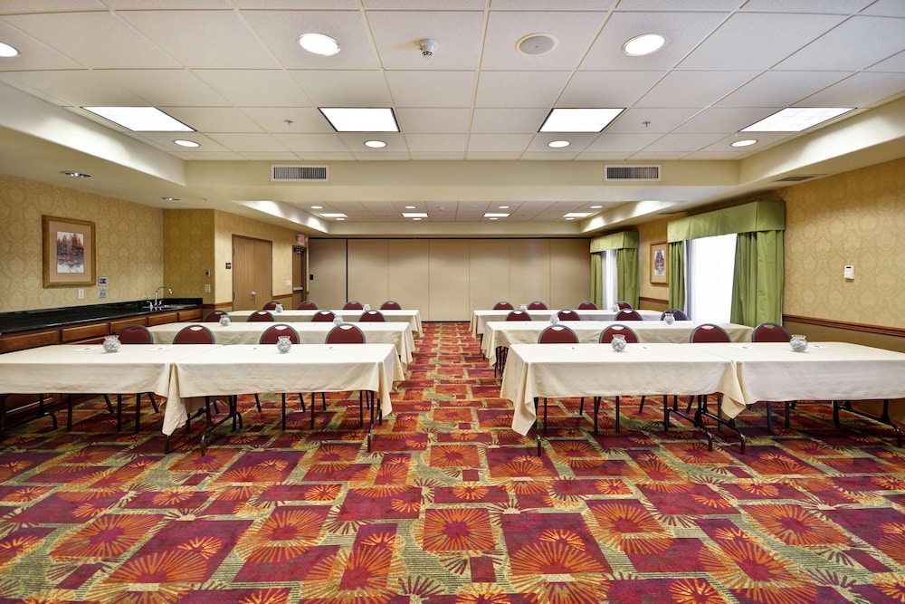 Hampton Inn & Suites Yuma - photo 48
