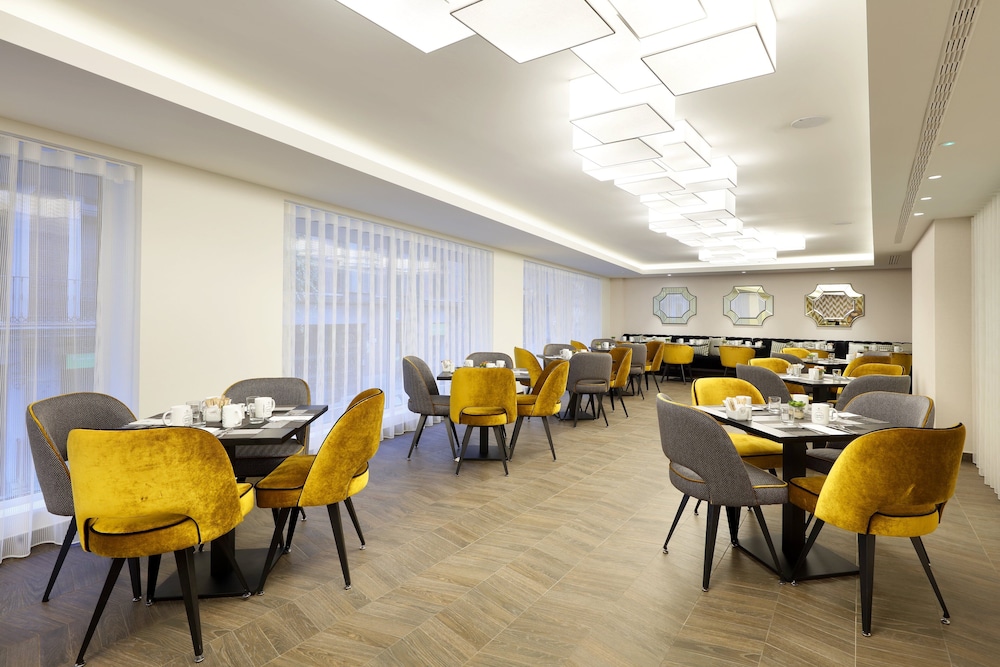 מזון ומשקאות