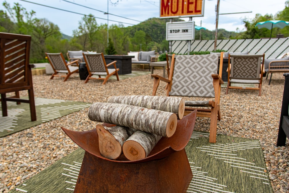 Townsend River Breeze Inn - photo 33