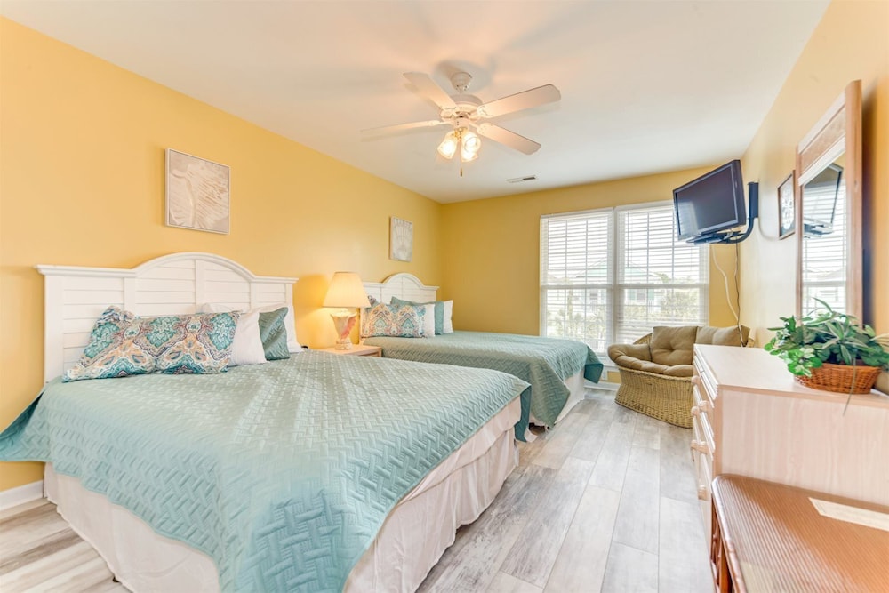 An Amazing Surfside Beach Escape - photo 17