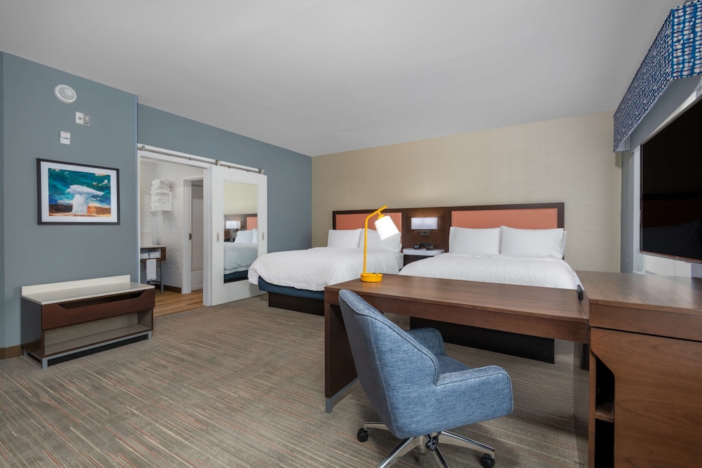 Hampton Inn & Suites Cody - photo 33