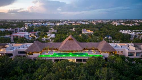 Luxury & Modern Apartments in Tulum Top Amenities By Yeah — 4-Star Luxury Hotel in Tulum, Mexico
