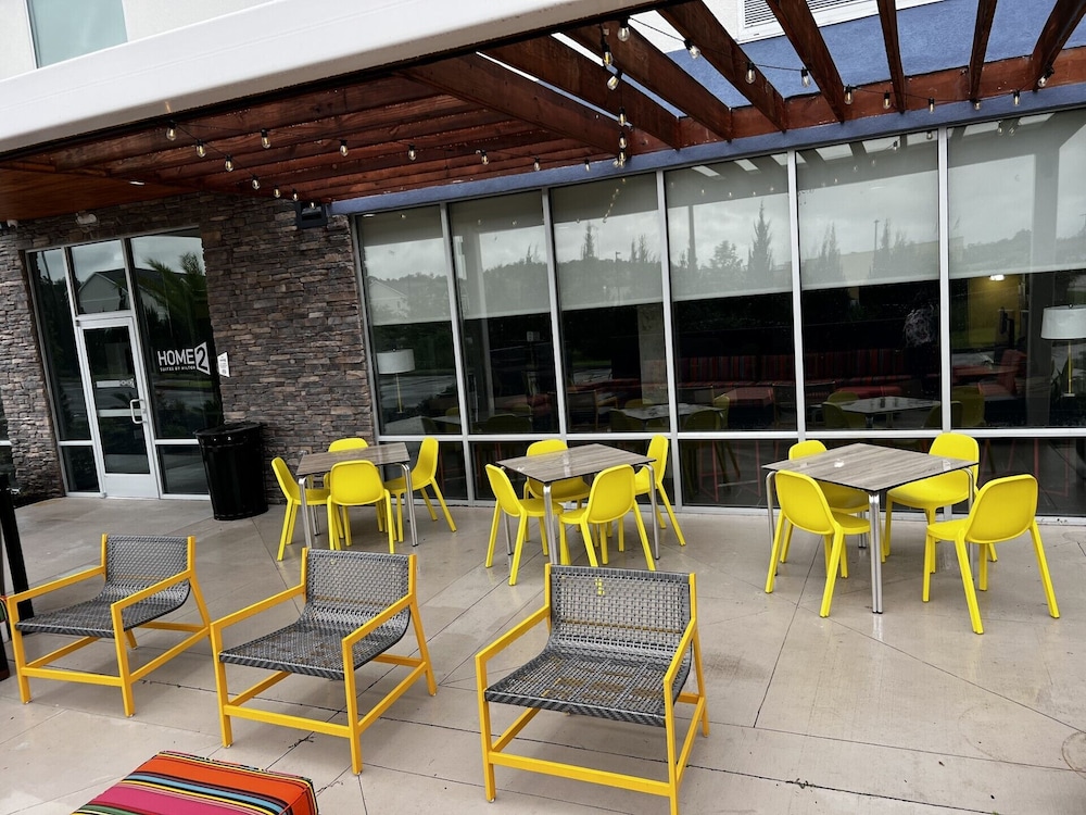 Home2 Suites by Hilton Hinesville - photo 16