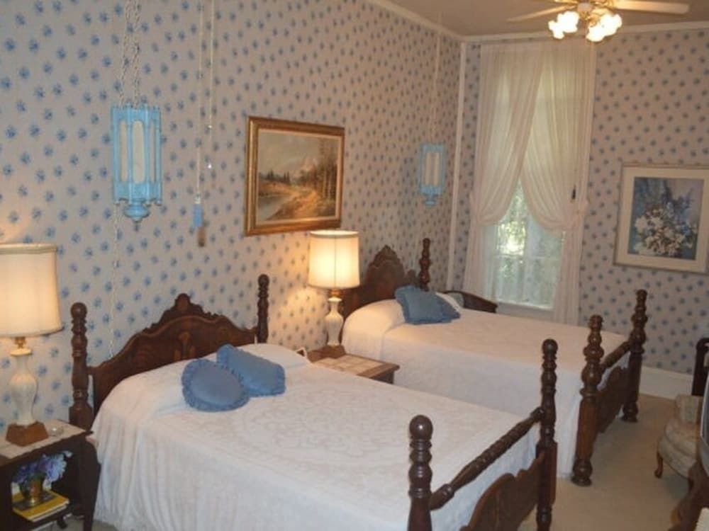 Franklin Terrace Bed and Breakfast - photo 13