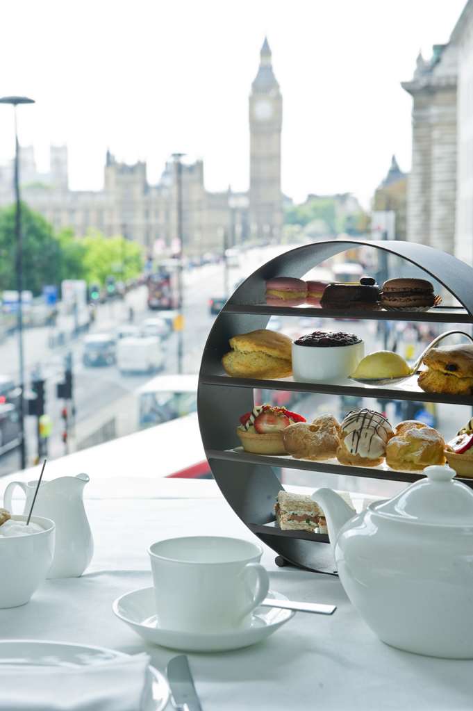 מזון ומשקאות