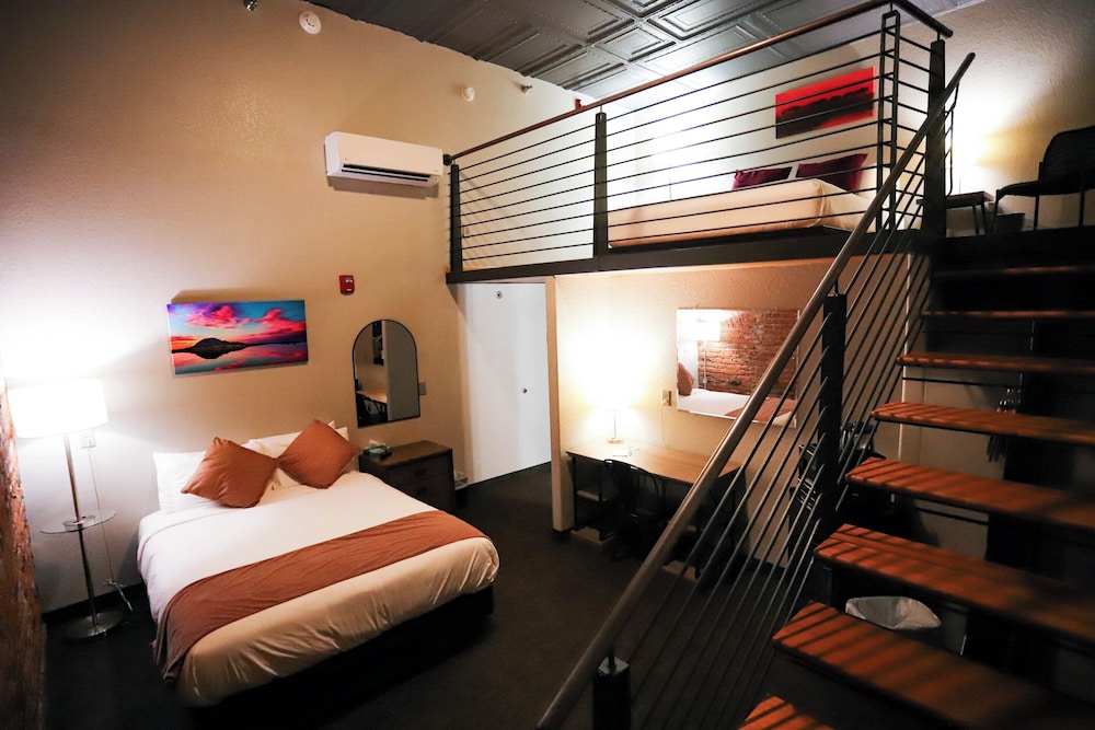 The Hotel Sturgis - photo 35
