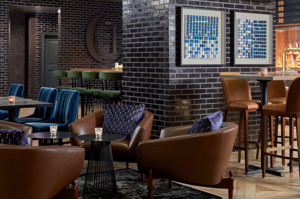 Cumberland House Knoxville Tapestry Collection by Hilton - photo 61