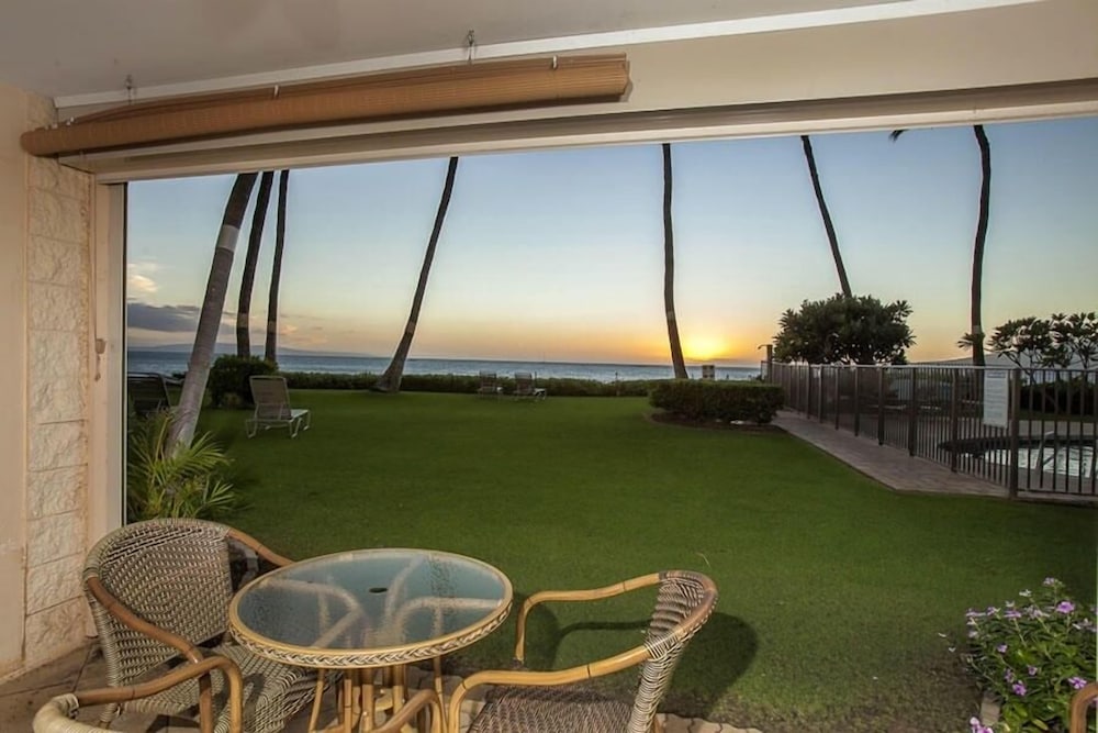 Kihei Beach #102 condo — 4-Star Luxury Hotel in Kihei, United States