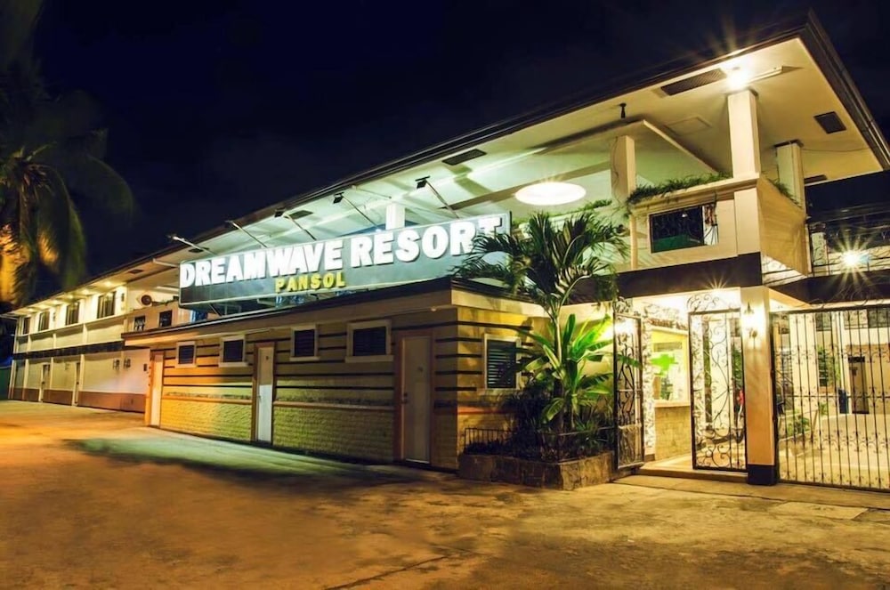 Dreamwave Resort Pansol in Calamba, Philippines