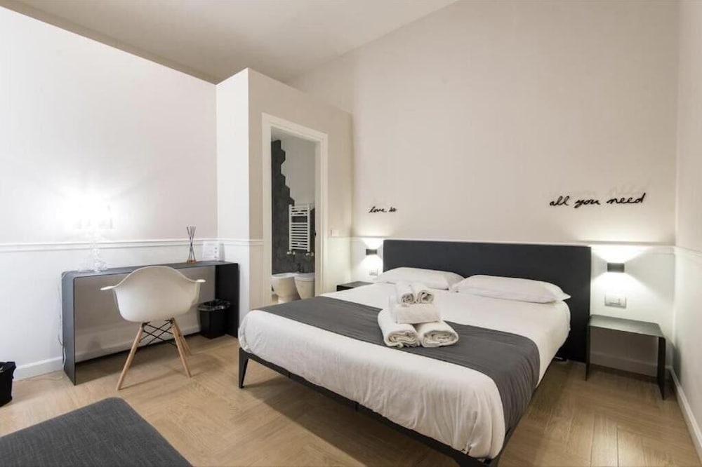Elisabeth Boutique Rooms in Trieste, Italy
