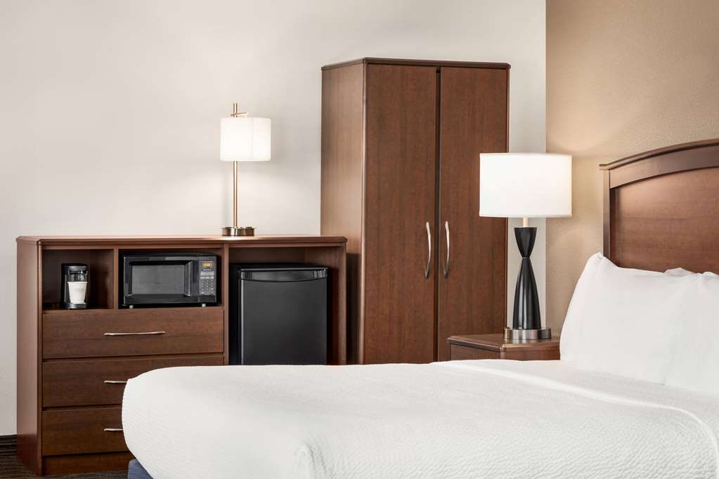 AmericInn by Wyndham Baudette - photo 50