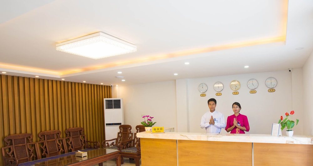 Hotel Sunny Mandalay in Mandalay, Myanmar