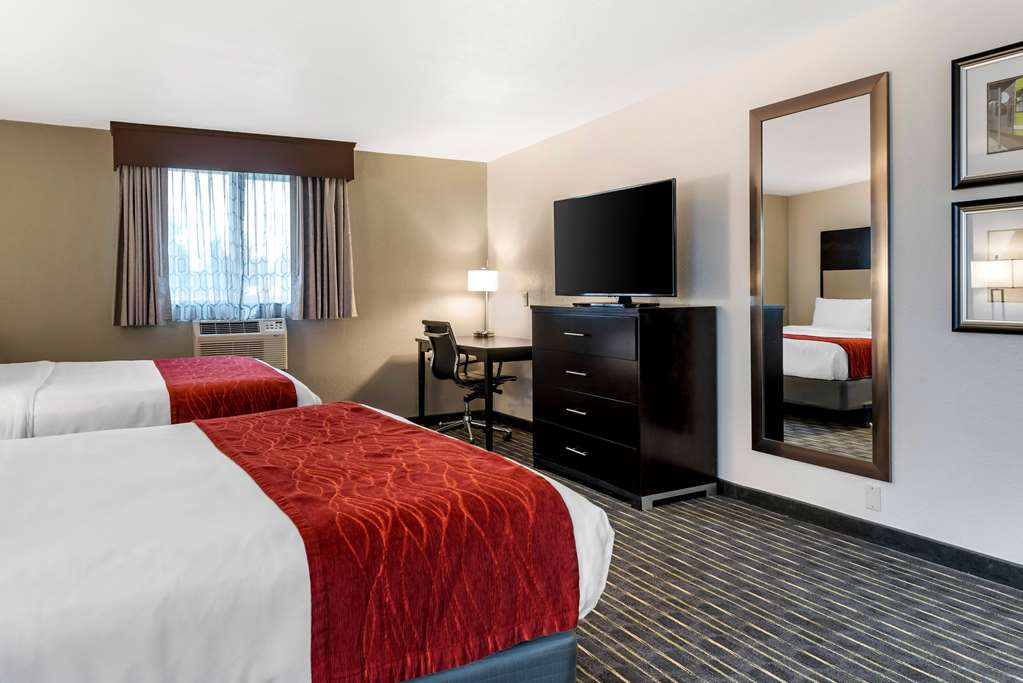 Comfort Inn & Suites Tigard near Washington Square - photo 21