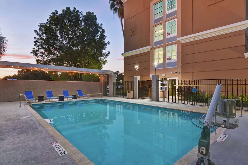 Home2 Suites by Hilton Miramar FT. Lauderdale - photo 27