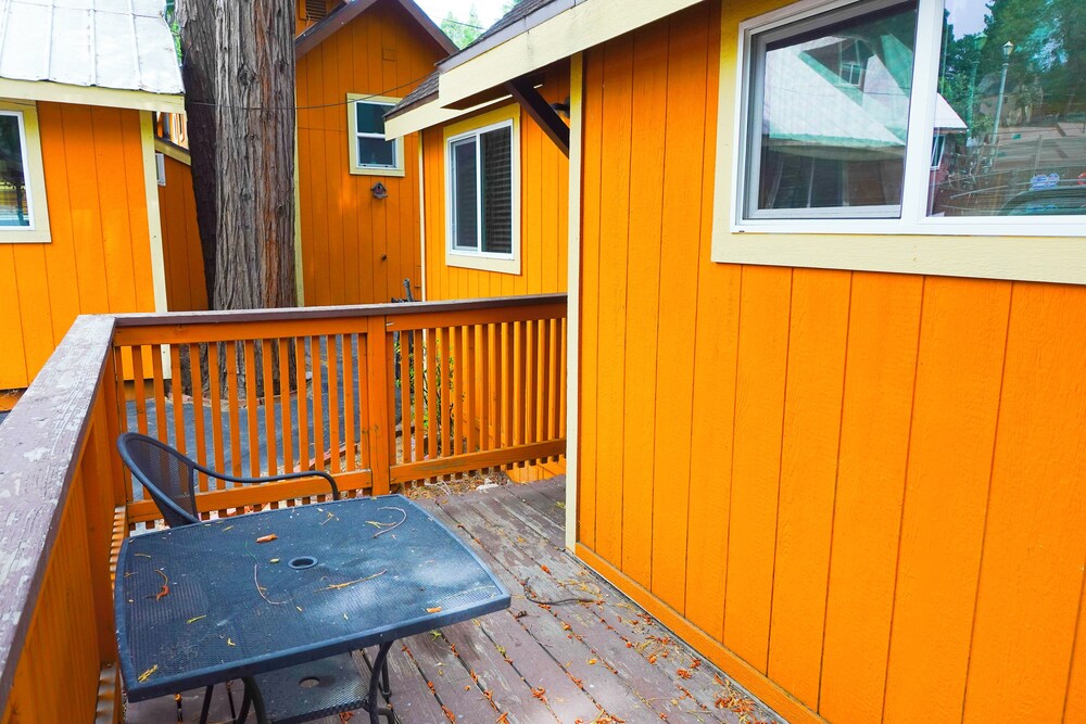 Sleepy Hollow Cabins and Hotel - photo 89