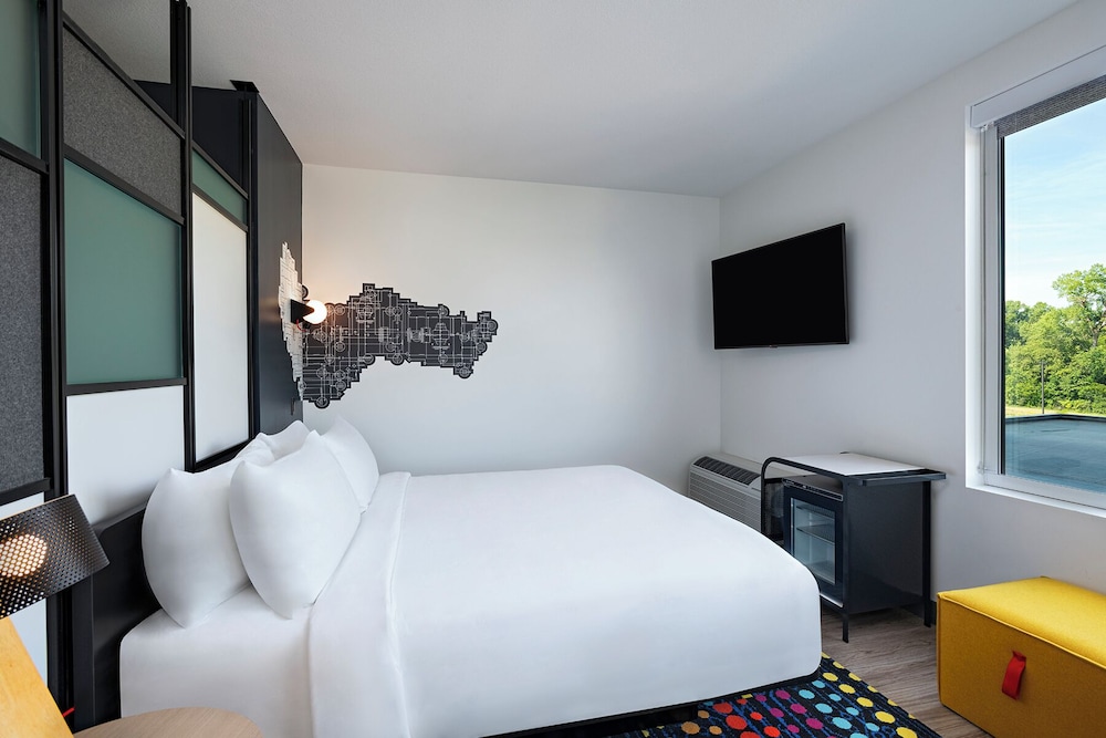 Aloft Omaha West - photo 20