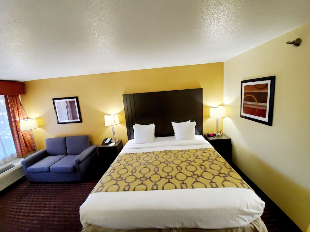 Baymont by Wyndham Goodlettsville Nashville - photo 12
