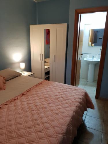 Rooms in the Beach - last minute hotel in Catania