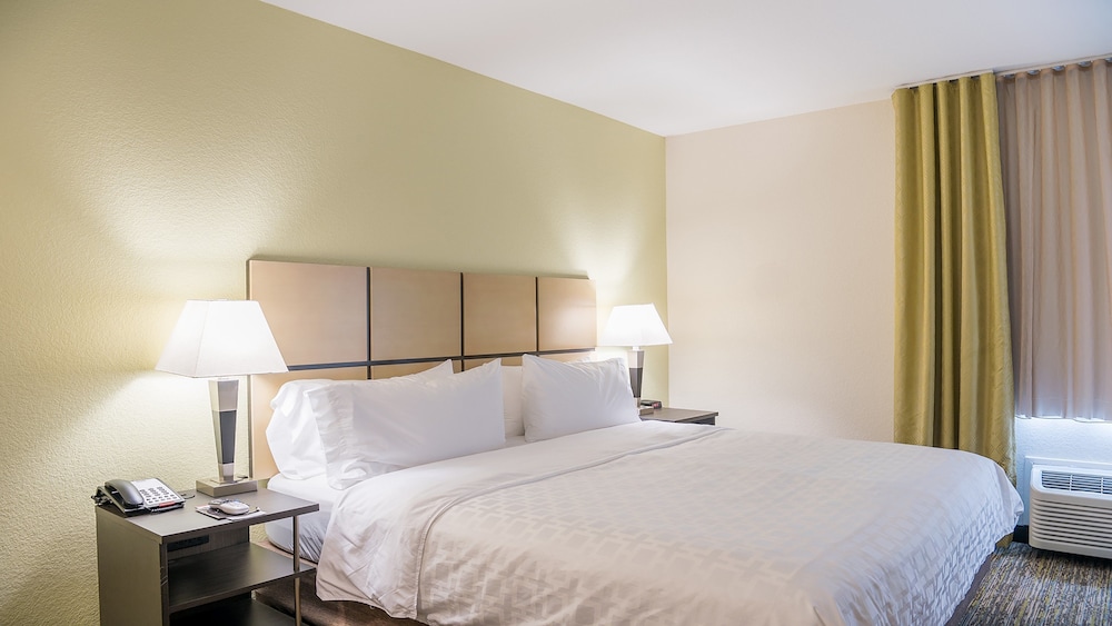 Candlewood Suites Bay City by IHG - photo 15
