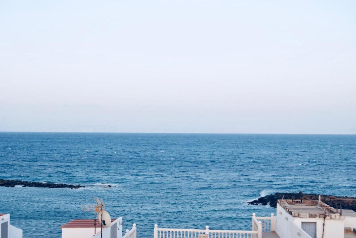 Playa Azul: Amplio y luminoso con vistas al mar — 4-Star Luxury Hotel in Santa Lucia, Spain