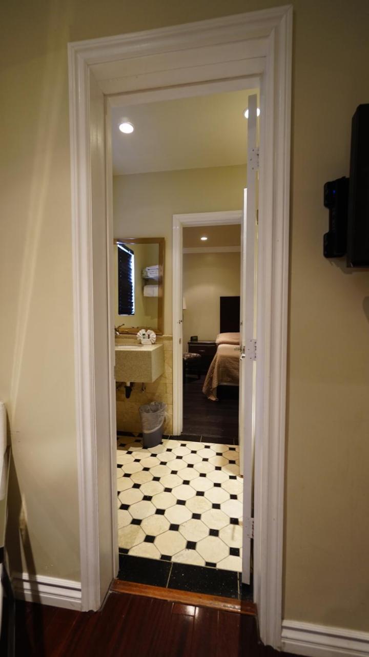 Trylon Hotel Hollywood - photo 28