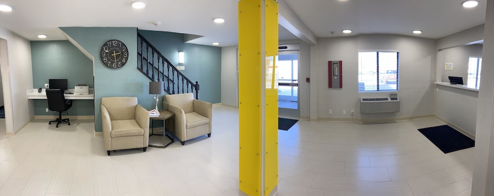 Super 8 by Wyndham York NE - photo 6