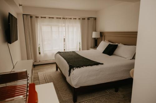The Brooks Hotel - photo 77