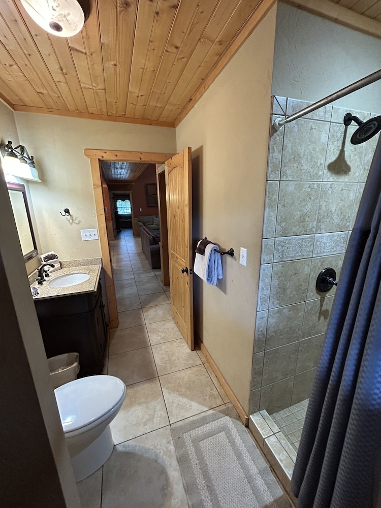 Thunderbird Resort & Event Center - photo 151