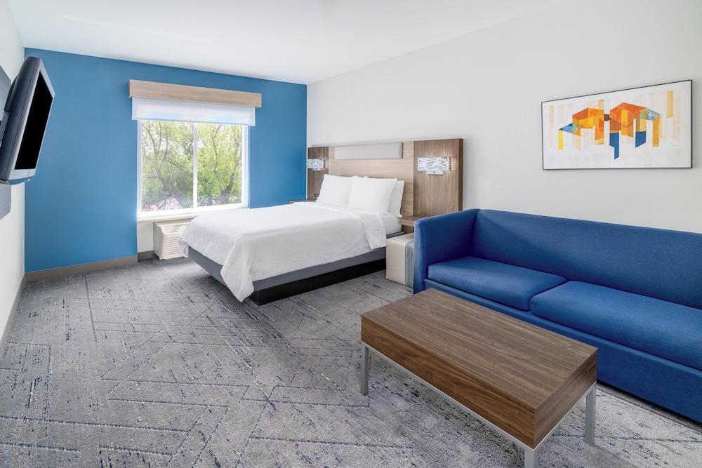 Holiday Inn Express Hotel & Suites Denver North Thornton by IHG - photo 3