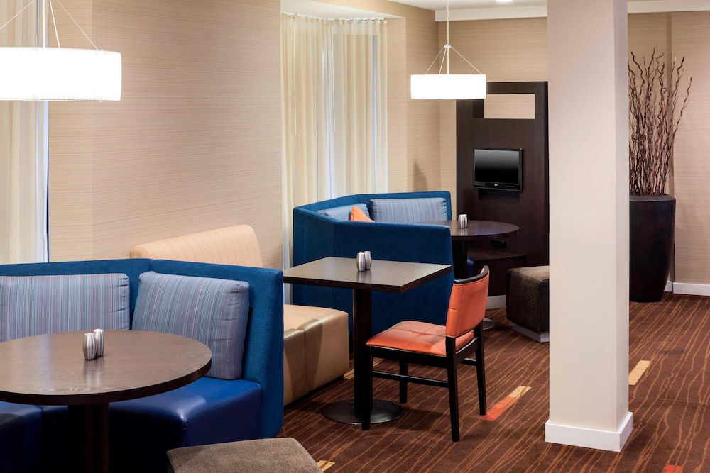 Courtyard by Marriott Wichita East - photo 16