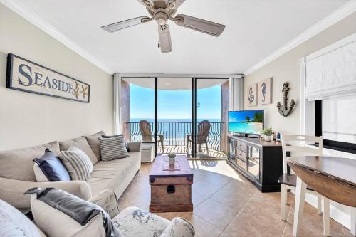 Couples retreat on the ocean wwasher and dryer — 4-Star Luxury Hotel in Myrtle Beach, United States