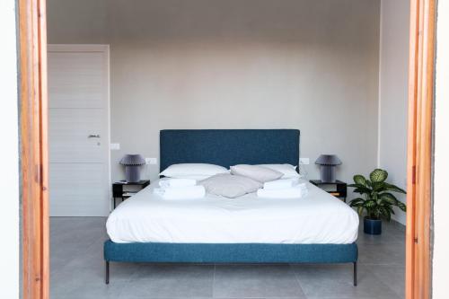 Florence Minimal Nest — 4-Star Luxury Hotel in Florence, Italy