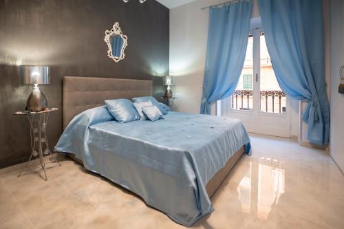 New In Syrenuse at Santa Lucia — 4-Star Luxury Hotel in Naples, Italy