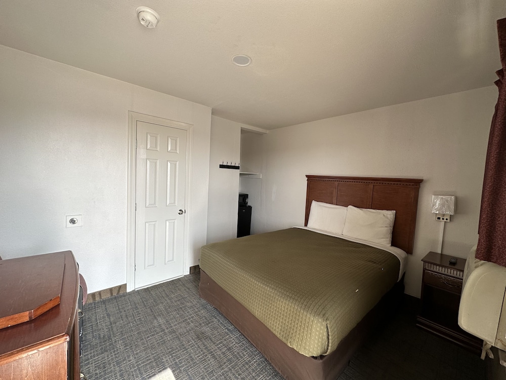 Llano Motel - photo 7
